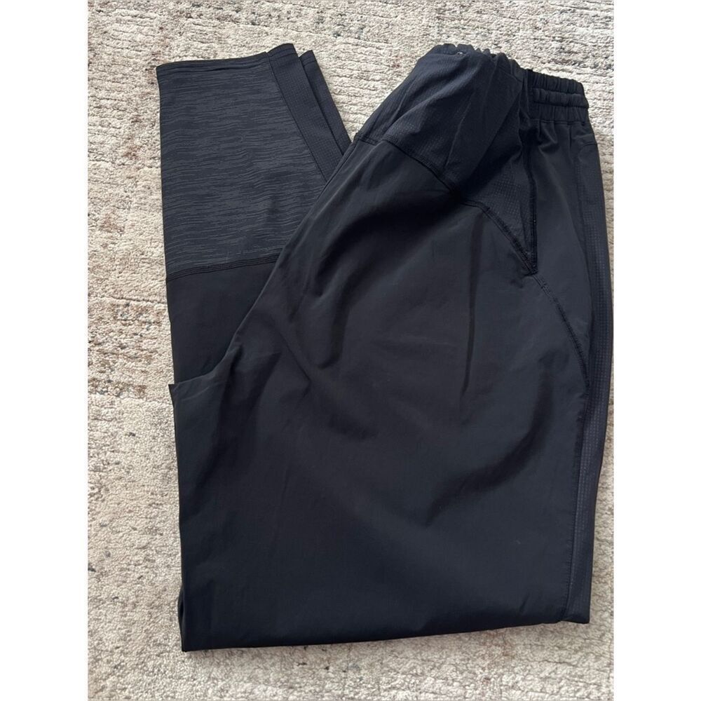Outdoor voices men’s athletic jogger pants size XL black